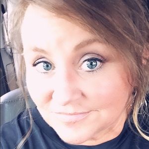 Meet your Posher, Brandi